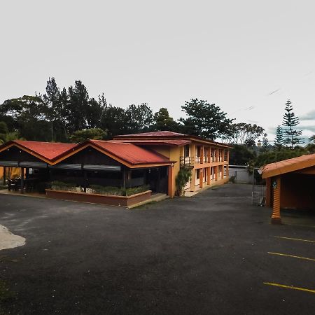 Hotel Amjeco San Isidro De El General Eksteriør billede